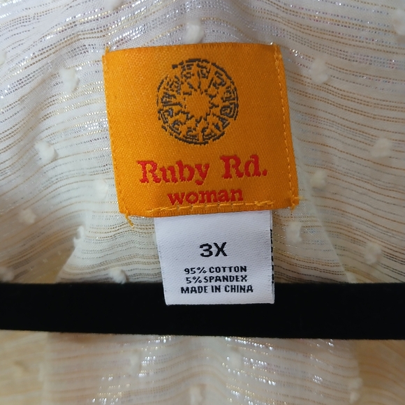 Ruby Rd. Women's Roll Sleeve Cream Shimmer Plus Size Blouse 3X - Picture 2 of 9